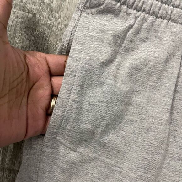 Champion Boy’s Gray Heritage Logo 7” Cotton Blend Pull-On Shorts Small - Picture 2 of 9